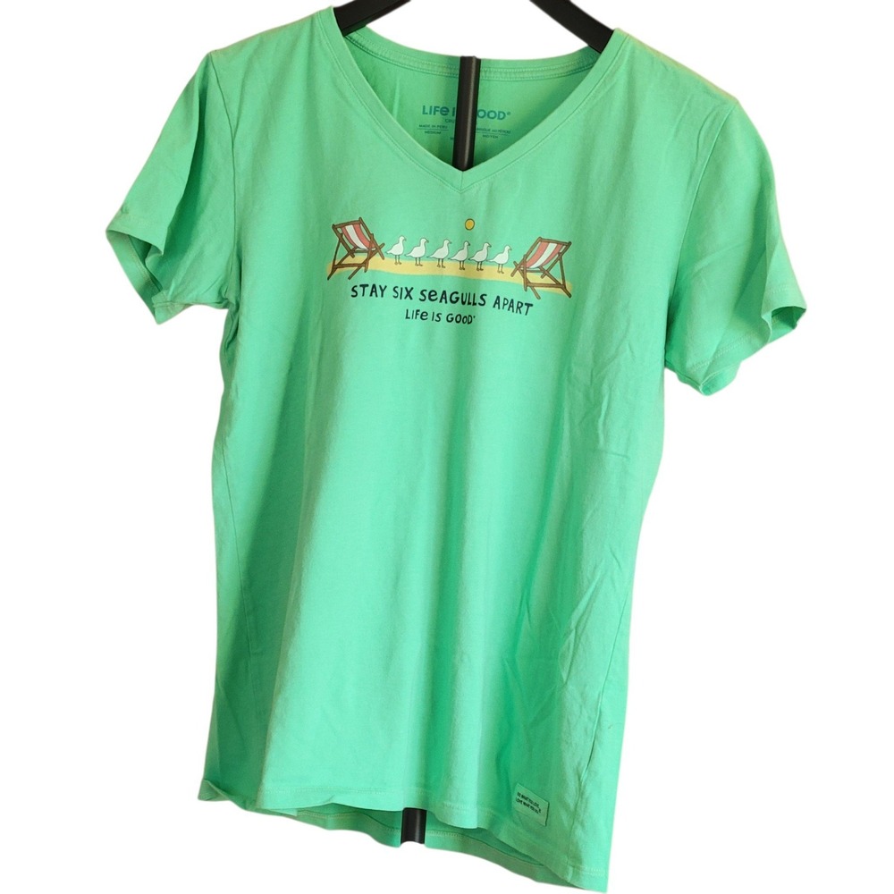 Life is Good Womens Crusher Tee Size Medium Mint Green Seagulls Bird Beach
